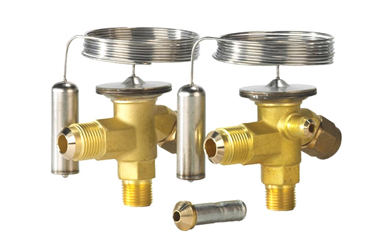 膨胀阀测漏机.jpg 膨胀阀测漏机.jpg