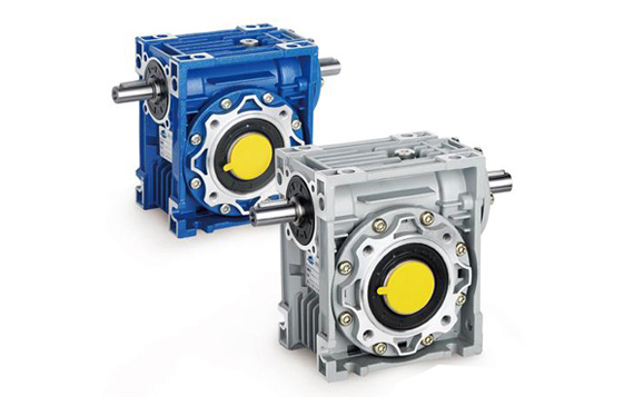 减速机测漏机.jpg 减速机测漏机.jpg