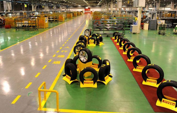 轮胎检漏.jpg 轮胎检漏.jpg