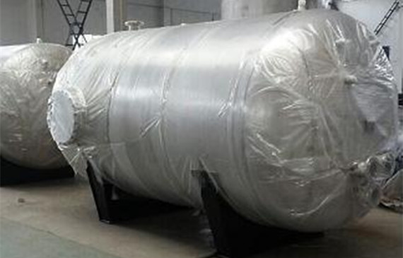 贮水罐检漏.jpg 贮水罐检漏.jpg