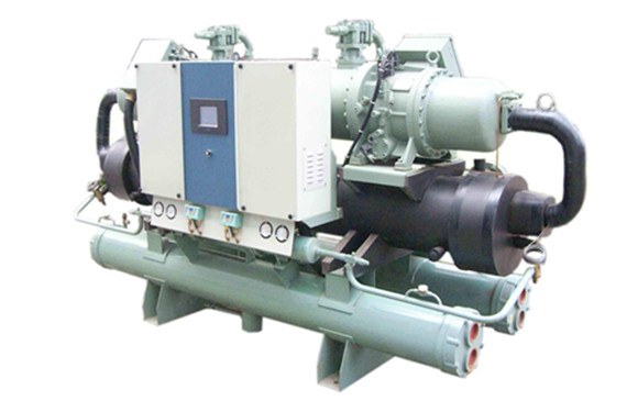 冷水机组检漏.jpg 冷水机组检漏.jpg