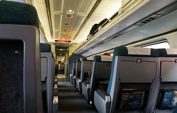 火车空调检漏.jpg 火车空调检漏.jpg