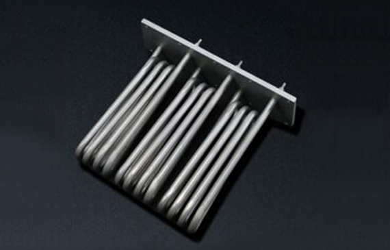 加热器检漏.jpg 加热器检漏.jpg