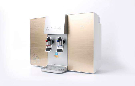 净水器.jpg 净水器.jpg