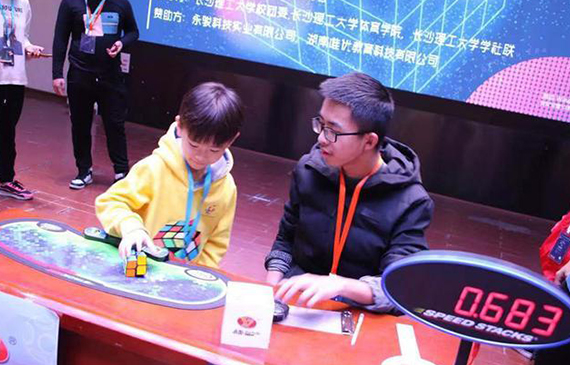 0.683秒之广东密封测漏仪刷新气密性检测新纪录【超钜微检】 0.683秒之广东密封测漏仪刷新气密性检测新纪录【超钜微检】